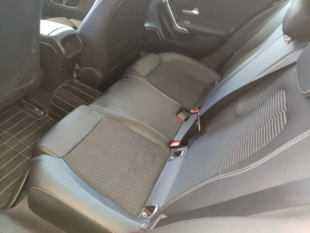 Mercedes-Benz A-Class 2020 — фото 17