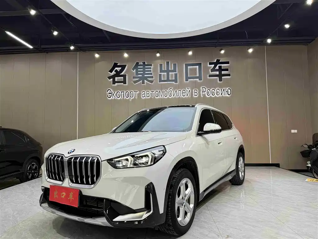 BMW X1 2024 — фото 1