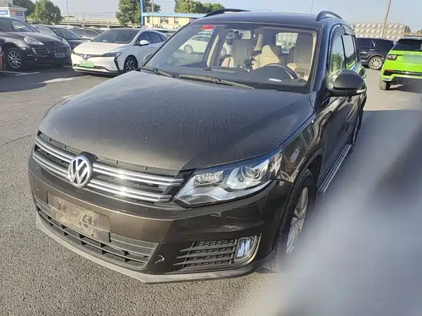 Volkswagen Tiguan 2015
