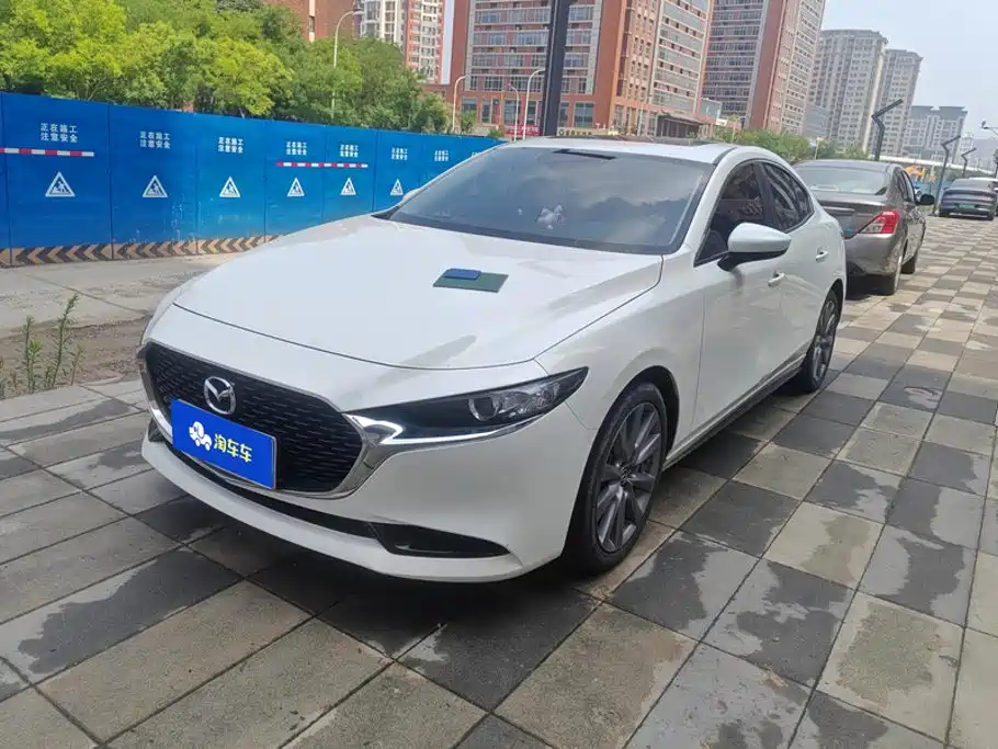 Mazda 3 Axela 2023
