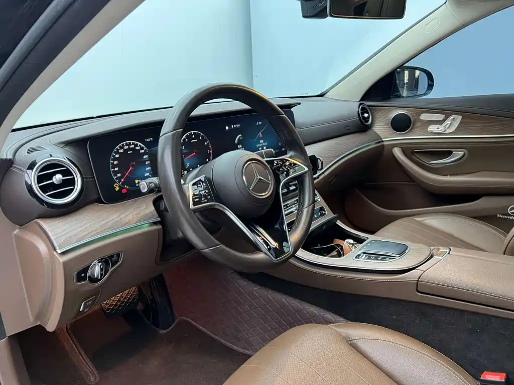 Mercedes-Benz E-Class 2021 — фото 4