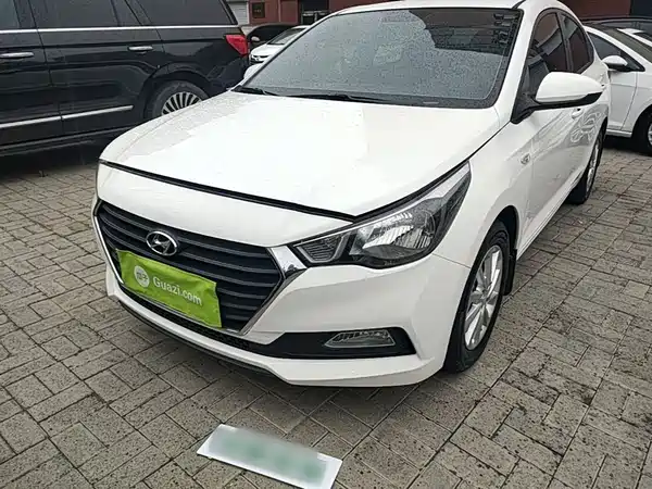 Hyundai Verna 2016