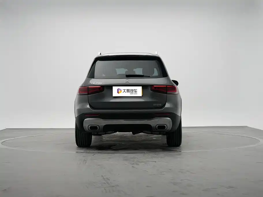 Mercedes-Benz GLB 2023