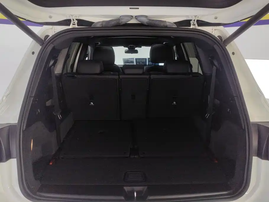 Mercedes-Benz GLB 2021
