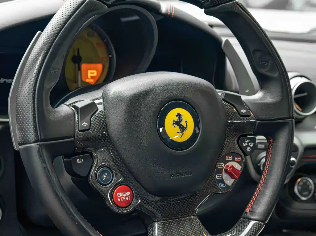 Ferrari F12berlinetta 2013 — фото 12