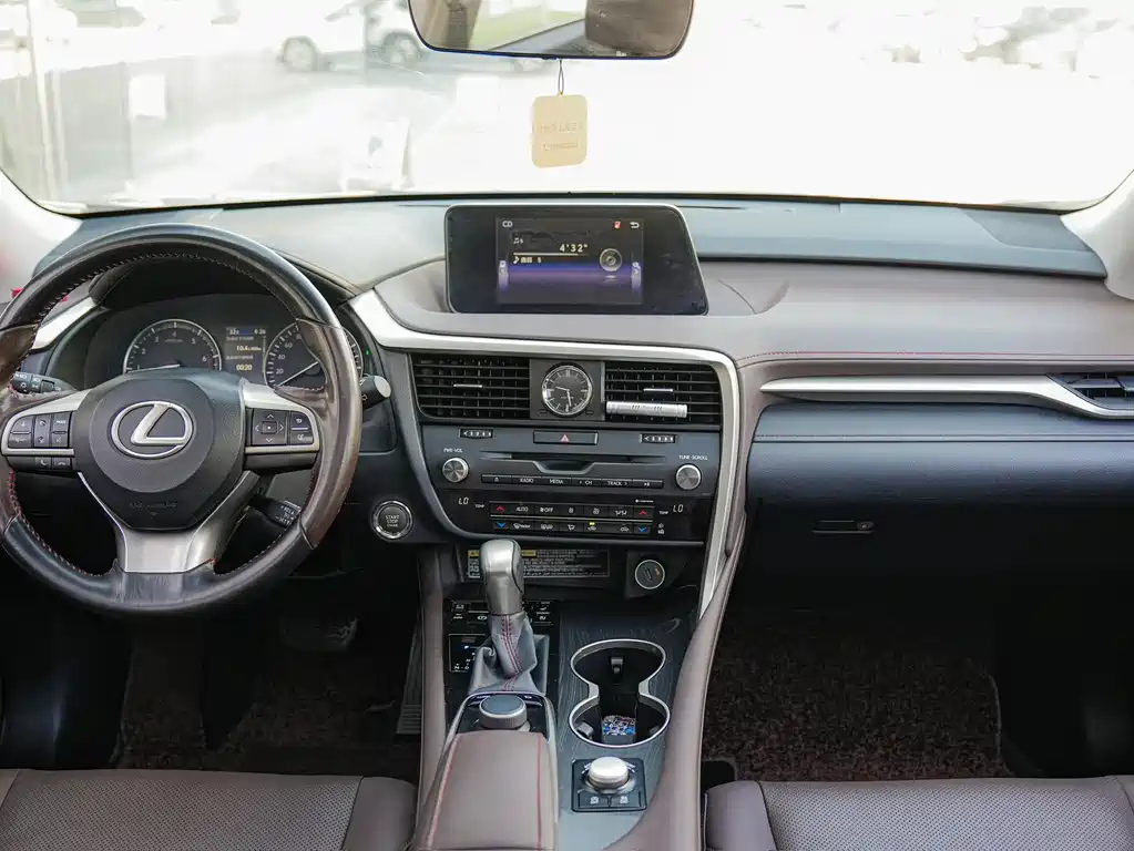 Lexus RX 2017 — фото 18