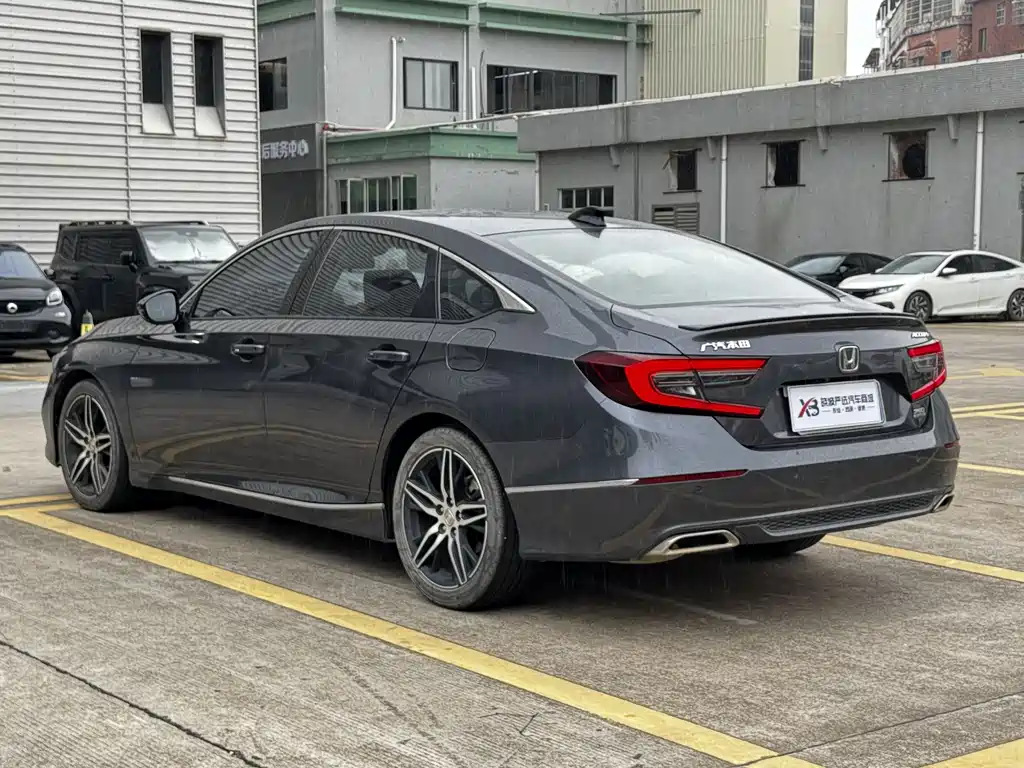 Honda Accord 2023 — фото 5