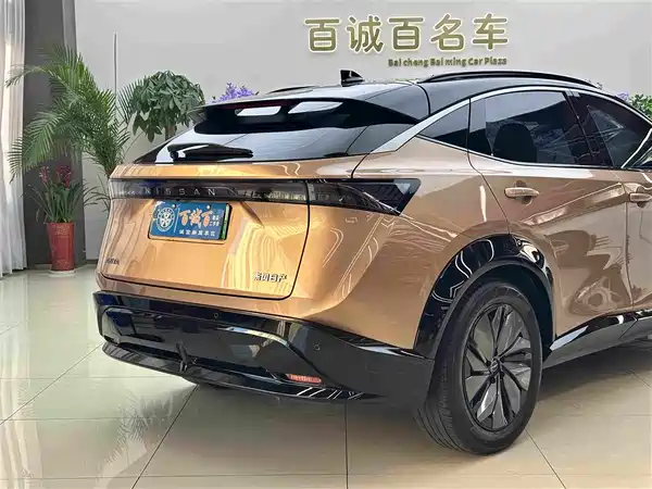 Nissan ARIYA 2024