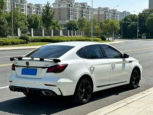 MG MG6 2021