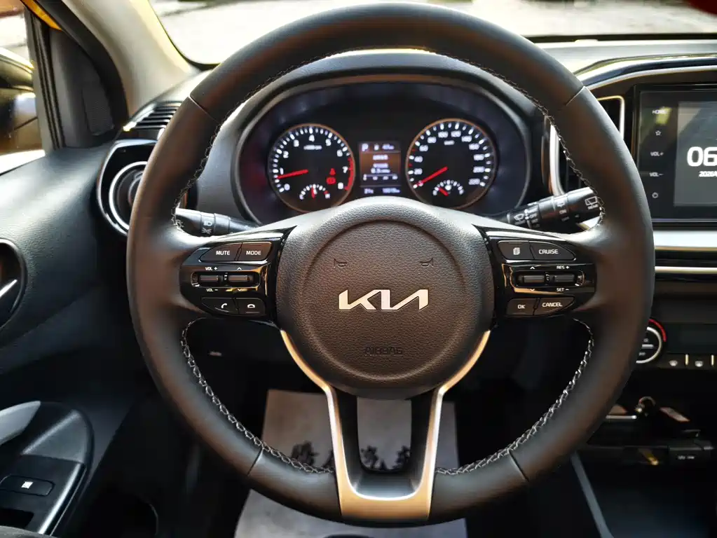 Kia KX1 2023 — фото 11