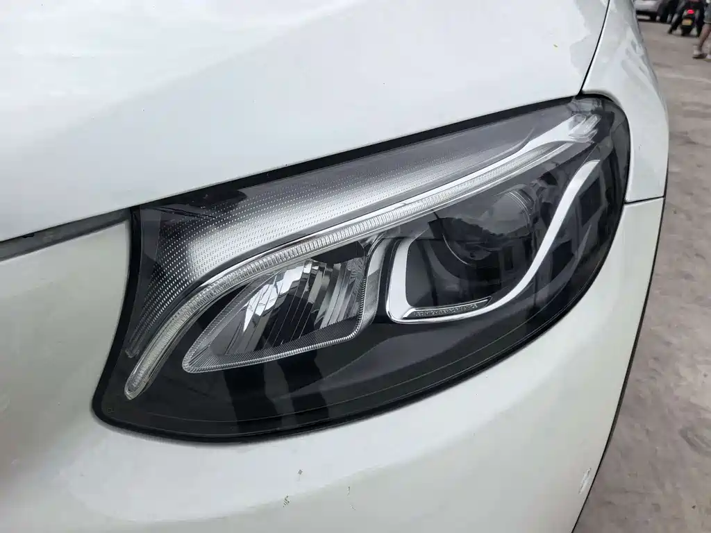 Mercedes-Benz GLC 2018