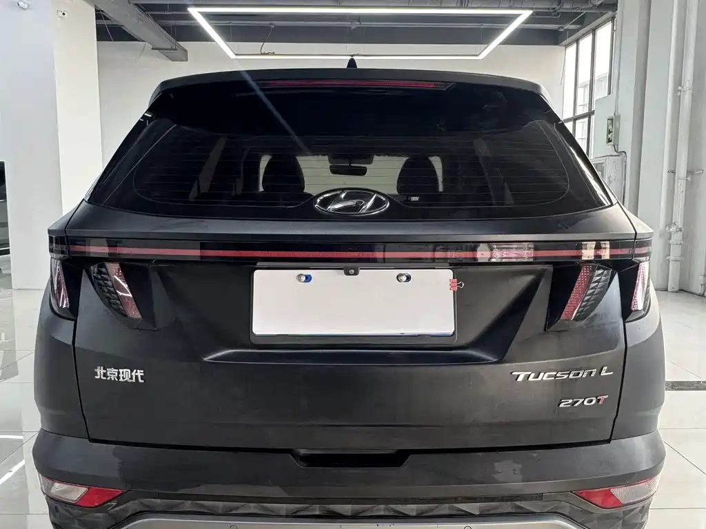 Hyundai Tucson 2022 — фото 9