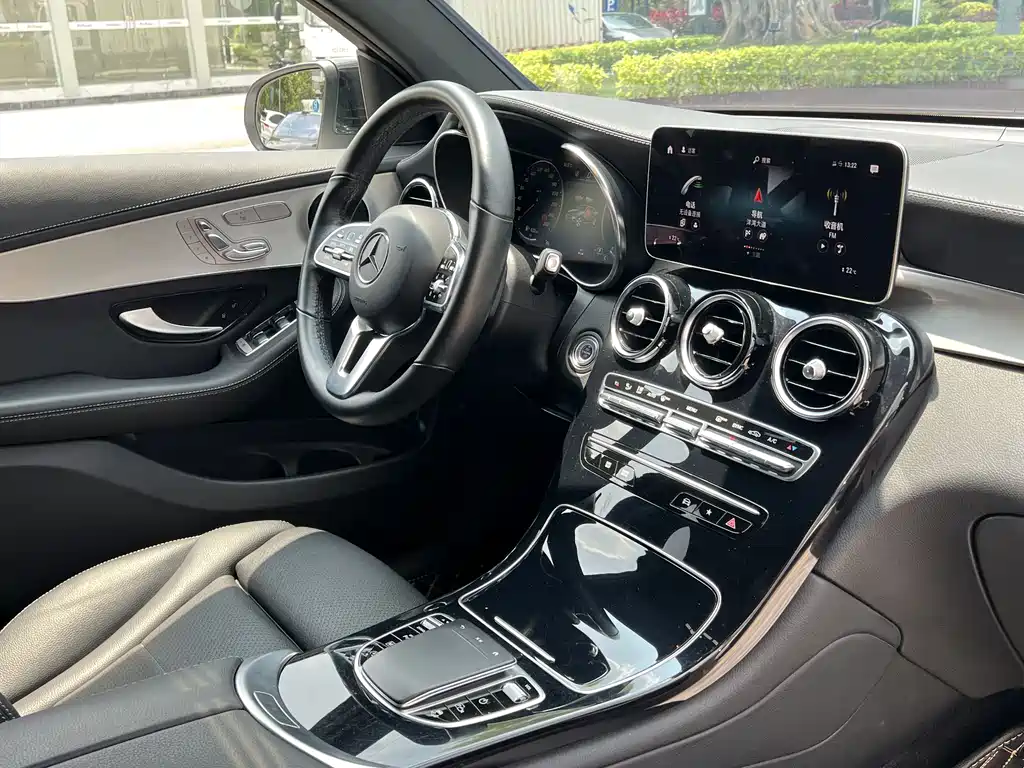 Mercedes-Benz GLC Coupe 2023 — фото 18