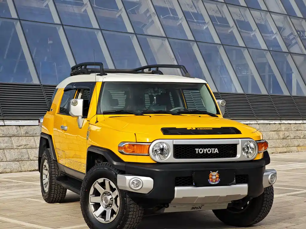 Toyota FJ Cruiser 2020 — фото 3