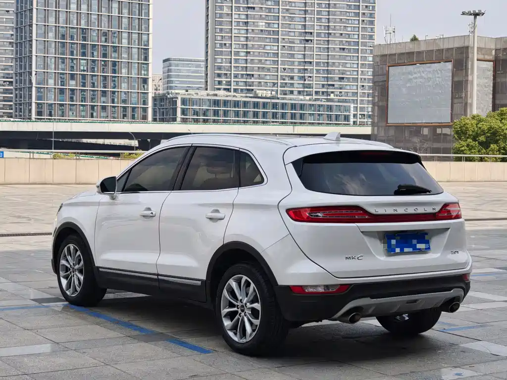 Lincoln MKC 2017 — фото 4