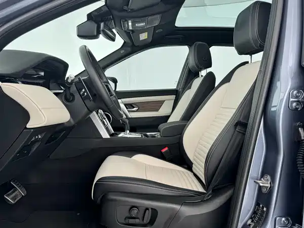 Land Rover Discovery Sport 2022
