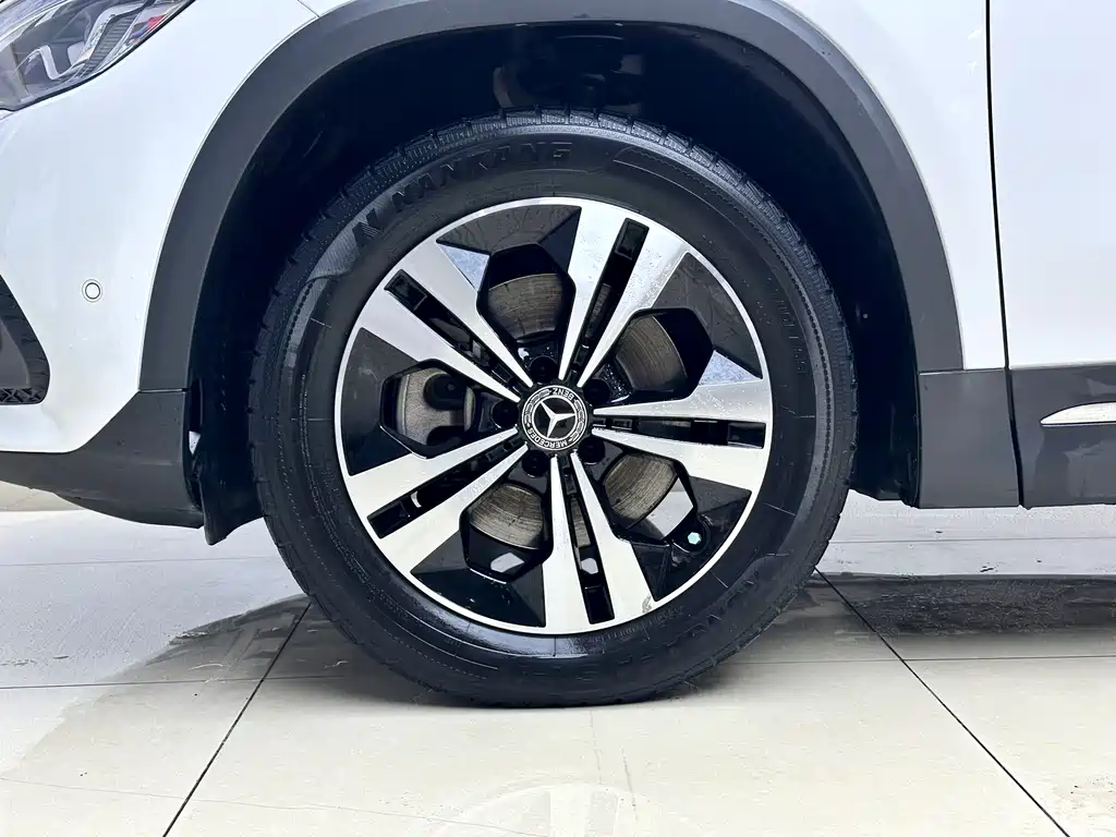 Mercedes-Benz GLA 2023 — фото 20