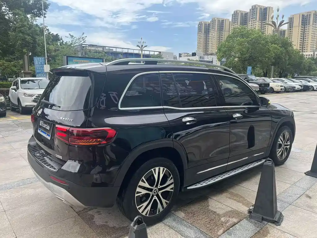 Mercedes-Benz GLB 2025 — фото 16
