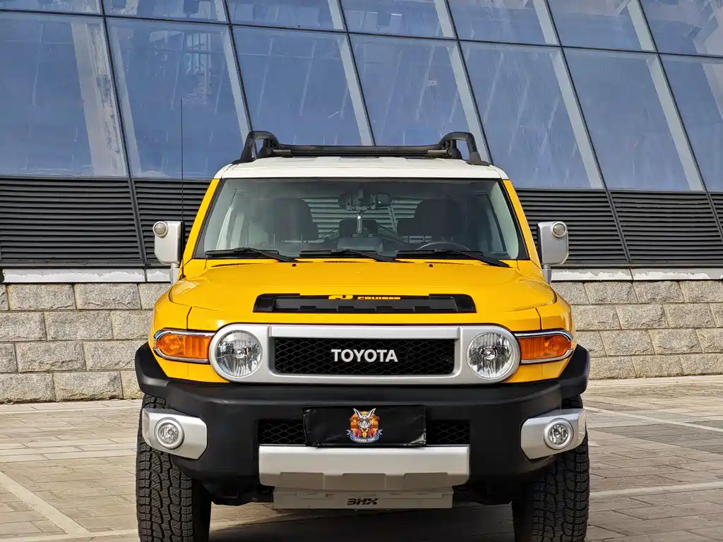 Toyota FJ Cruiser 2020 — фото 2
