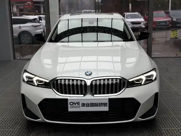 BMW 3 Series 2024