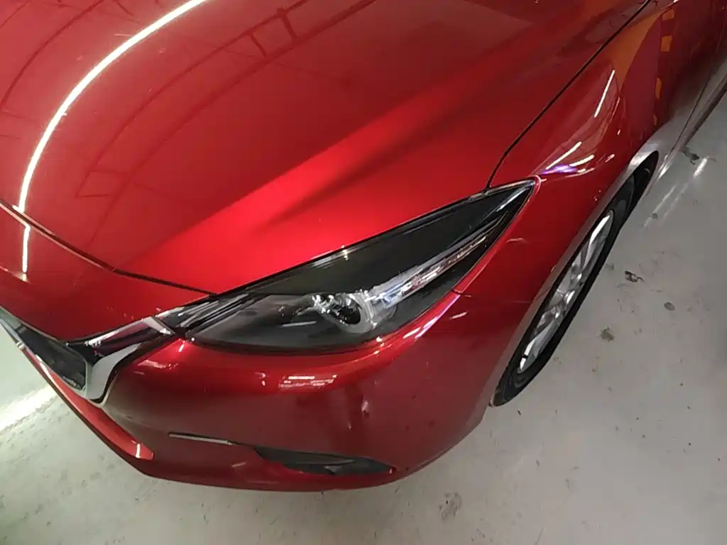Mazda 3 Axela 2019 — фото 24