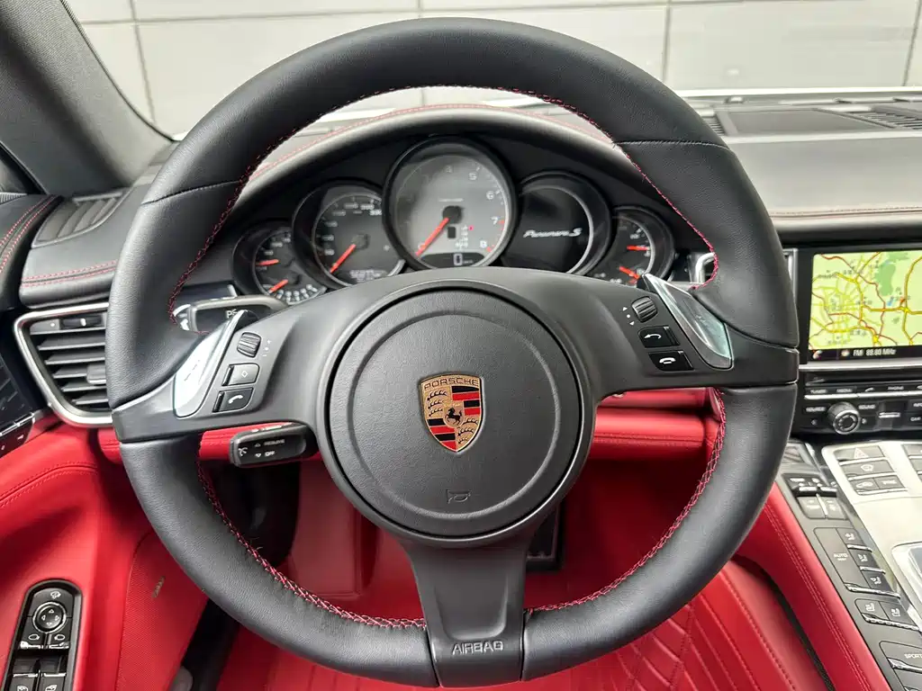 Porsche Panamera 2016 — фото 10