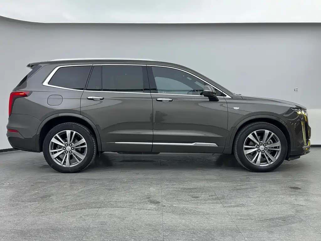 Cadillac XT6 2020 — фото 24
