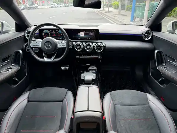 Mercedes-Benz CLA 2022