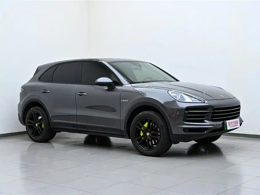 Porsche Cayenne Hybrid 2023 — фото 4