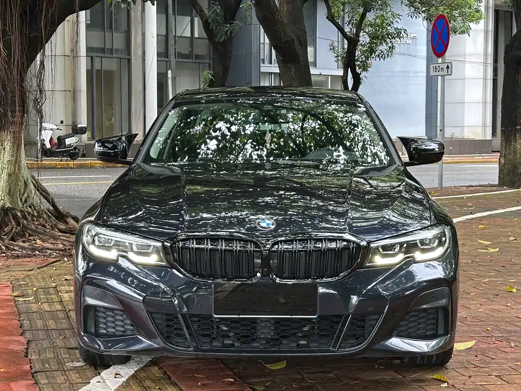 BMW 3 Series 2020