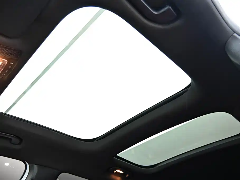 Mercedes-Benz GLB AMG 2023 — фото 31