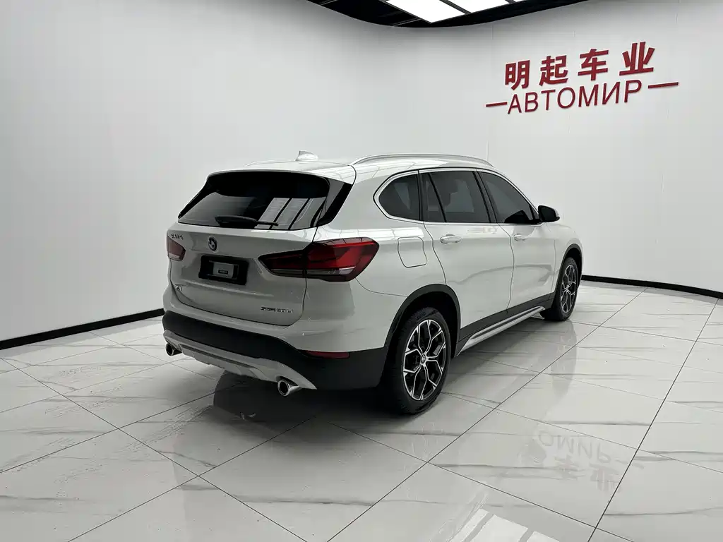 BMW X1 2022 — фото 9