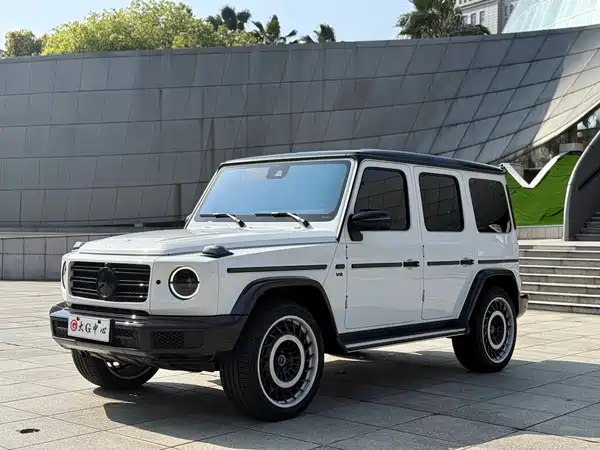 Mercedes-Benz G-Class 2023