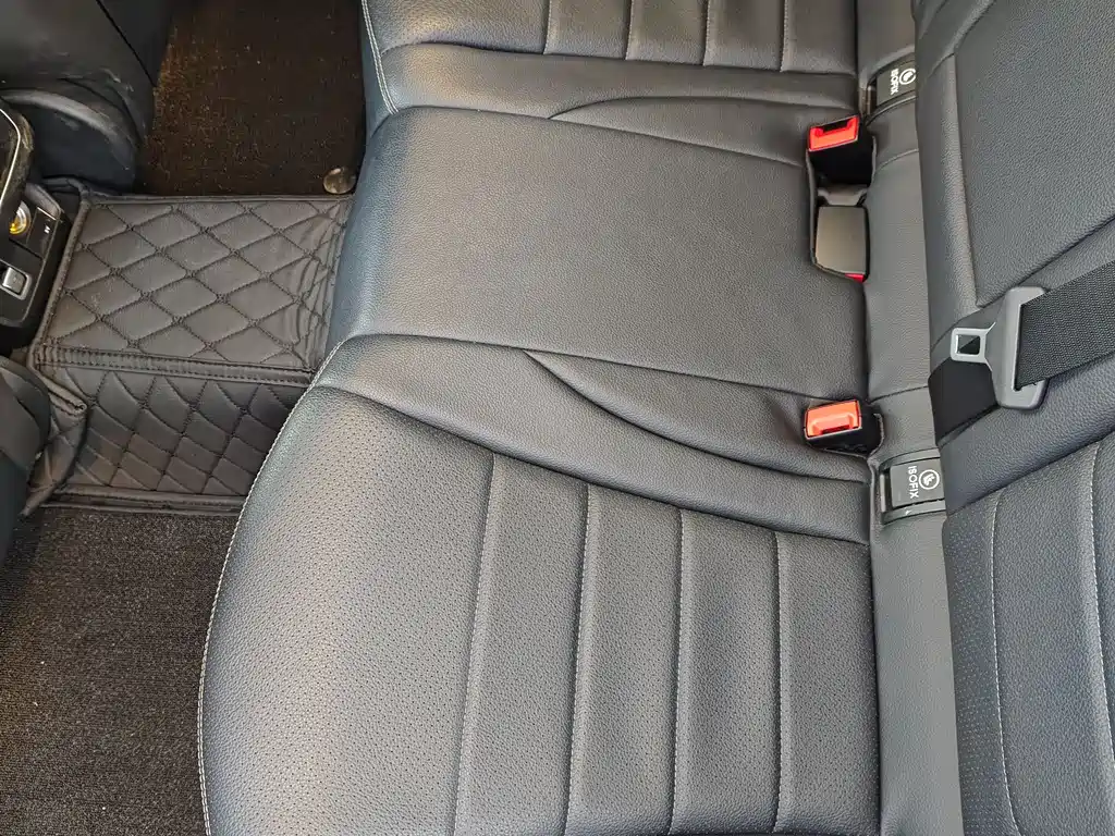Mercedes-Benz C-Class 2021 — фото 17