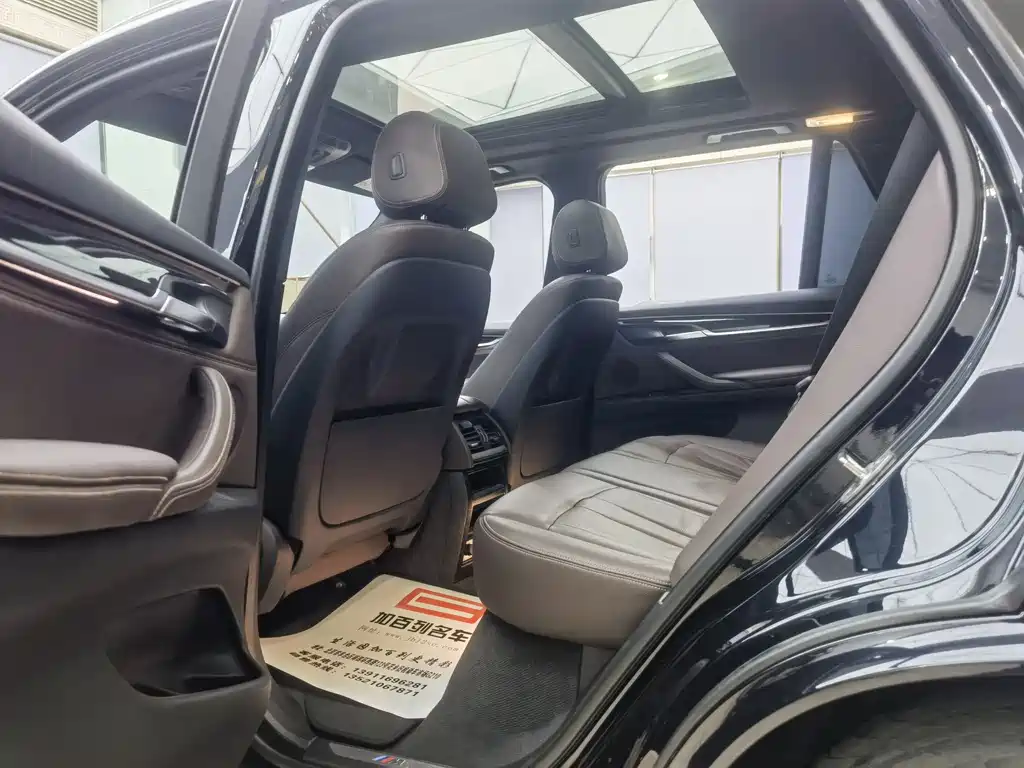 BMW X5 2018 — фото 11