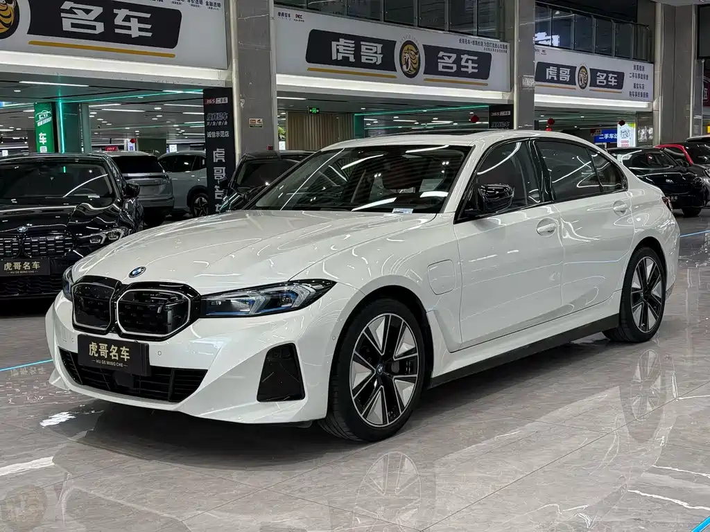 BMW i3 2023 — фото 1