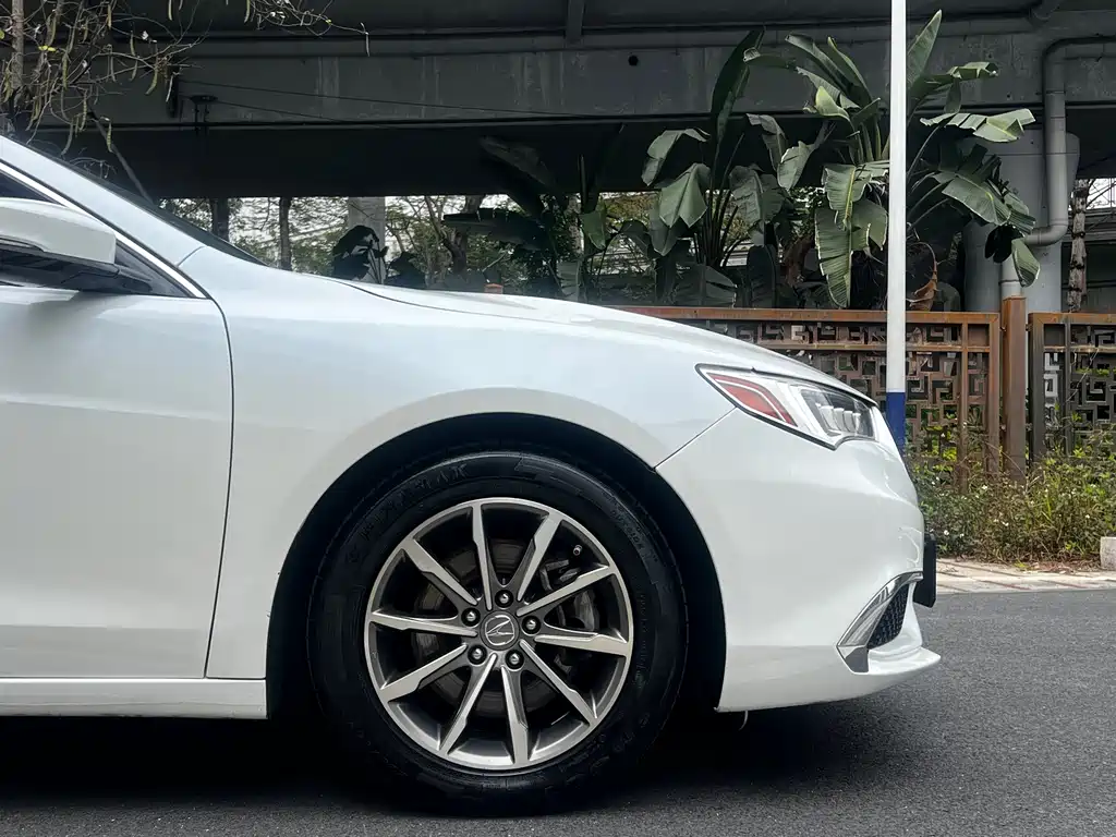 Acura TLX-L 2018 — фото 9