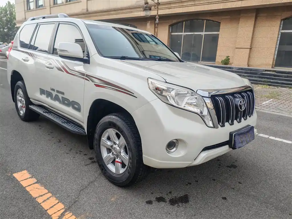 Toyota Prado 2017 — фото 3