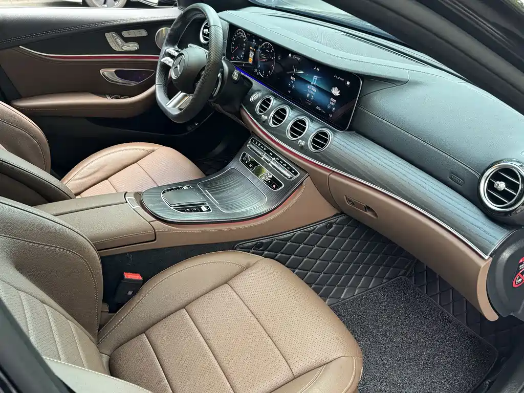 Mercedes-Benz E-Class 2024