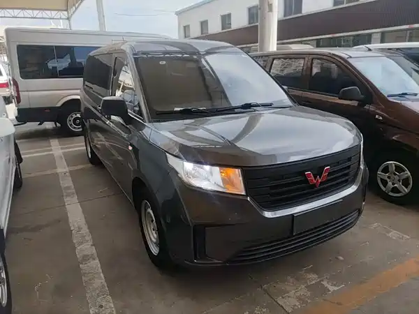 Wuling Journey 2022