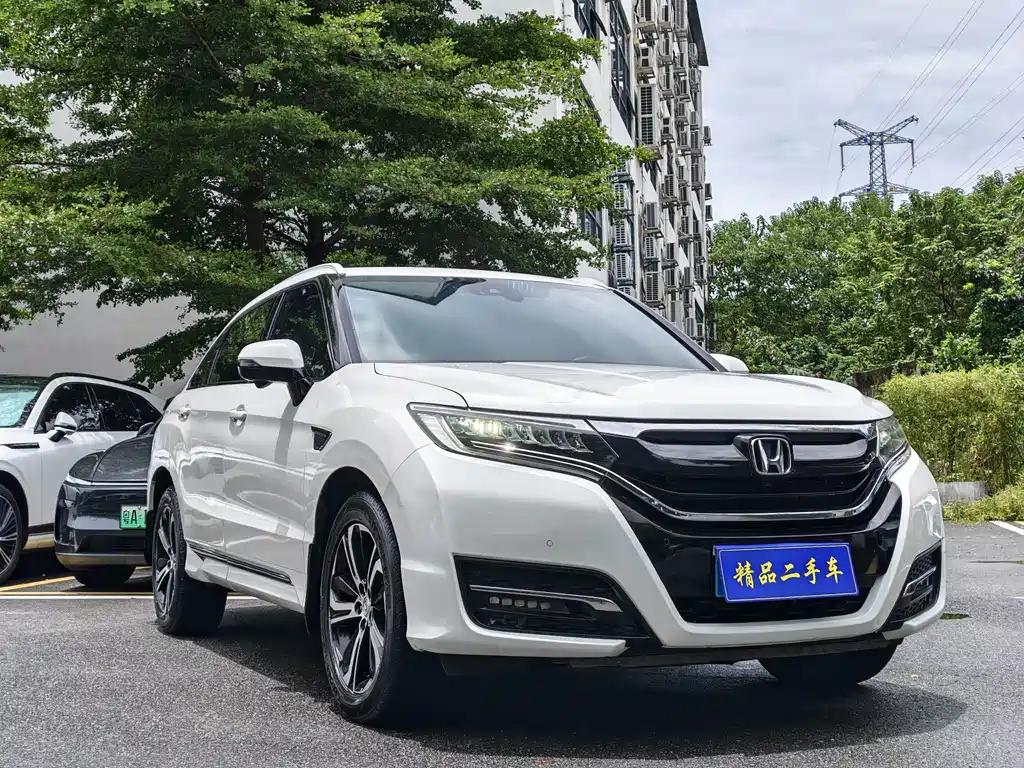 Honda UR-V 2017 — фото 3