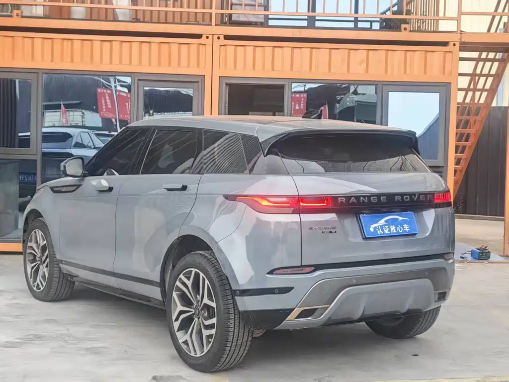 Land Rover Evoque 2020 — фото 9