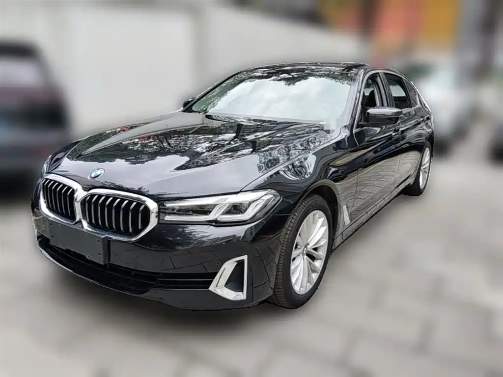 BMW 5 Series 2021 — фото 1