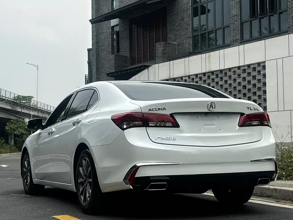 Acura TLX-L 2018 — фото 13