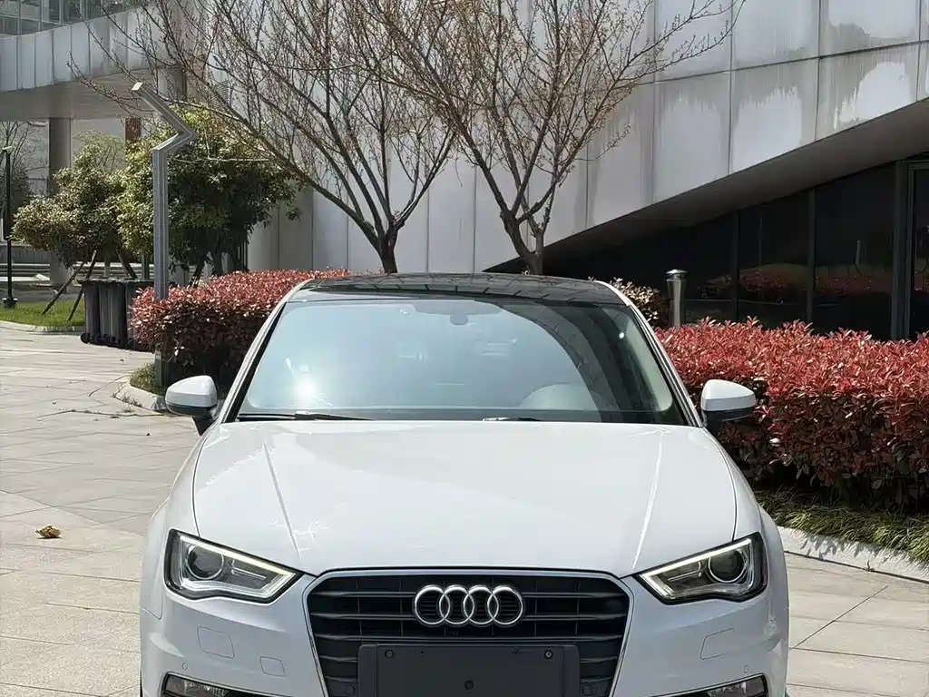 Audi A3 2017 — фото 2