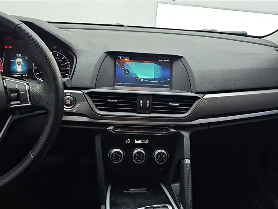 Haval H6 2018 — фото 13