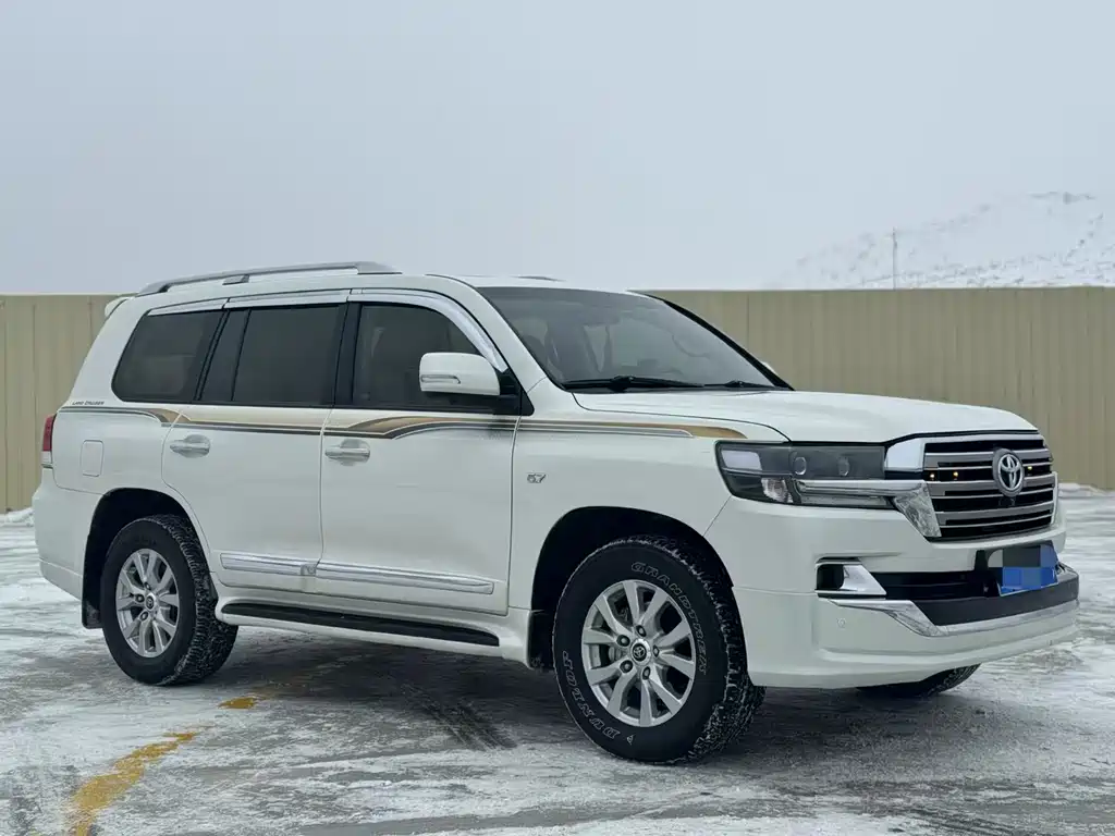 Toyota Land Cruiser 2016 — фото 3