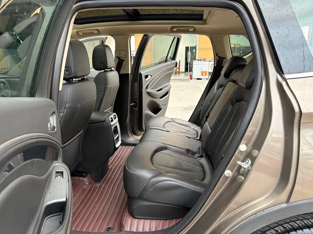 Buick Envision Plus 2016 — фото 12