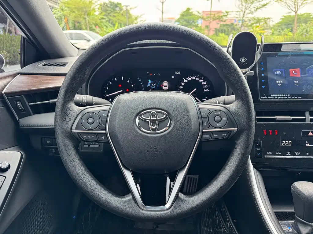 Toyota Avalon 2024 — фото 11