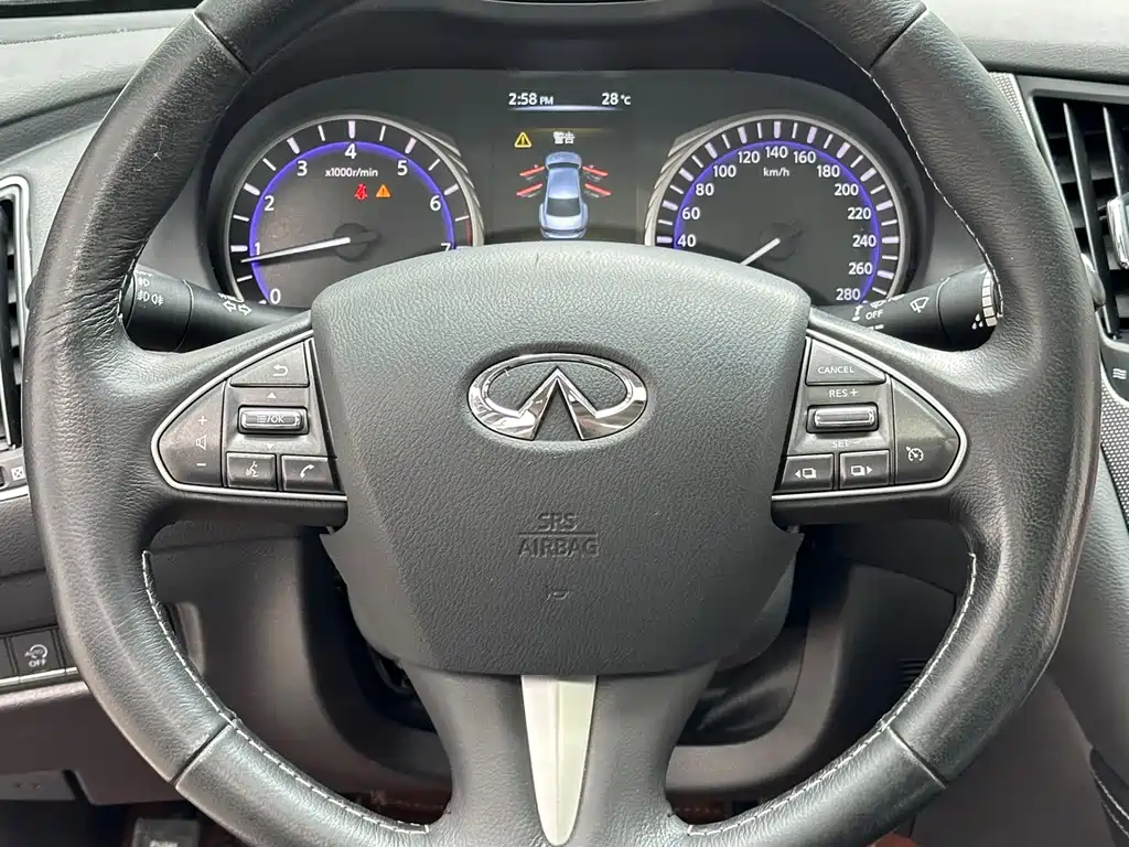 Infiniti Q50L 2018 — фото 13